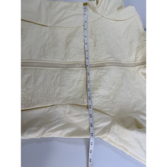 lucy jacket size small - Picture 8 of 8